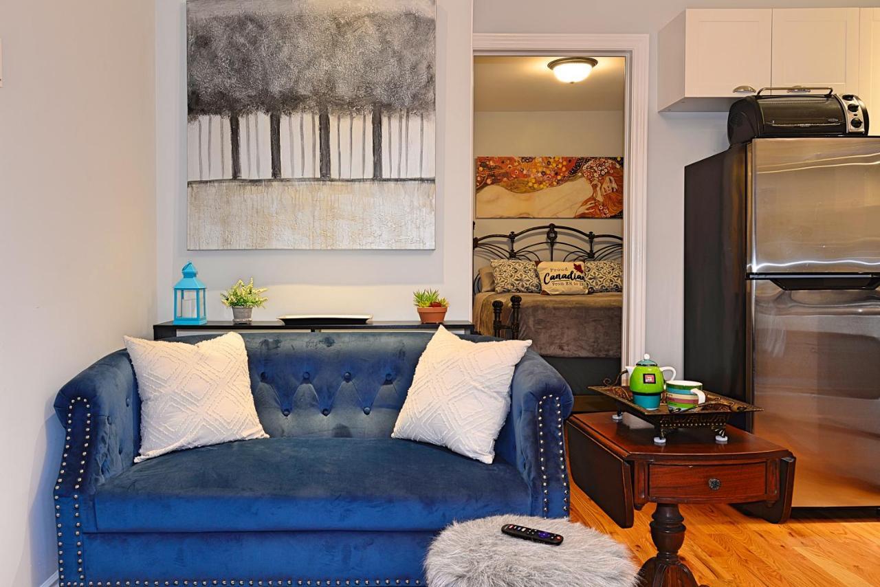 Ottawa Downtown Executive Apartment Retreat With Private Balcony Near Bank Street - Sleep Max 2 Buitenkant foto